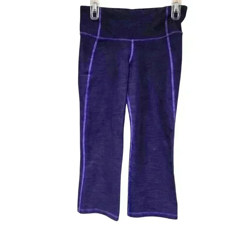 Lululemon Athletica Gather & Crow Crop Size 6 Deep Purple #140